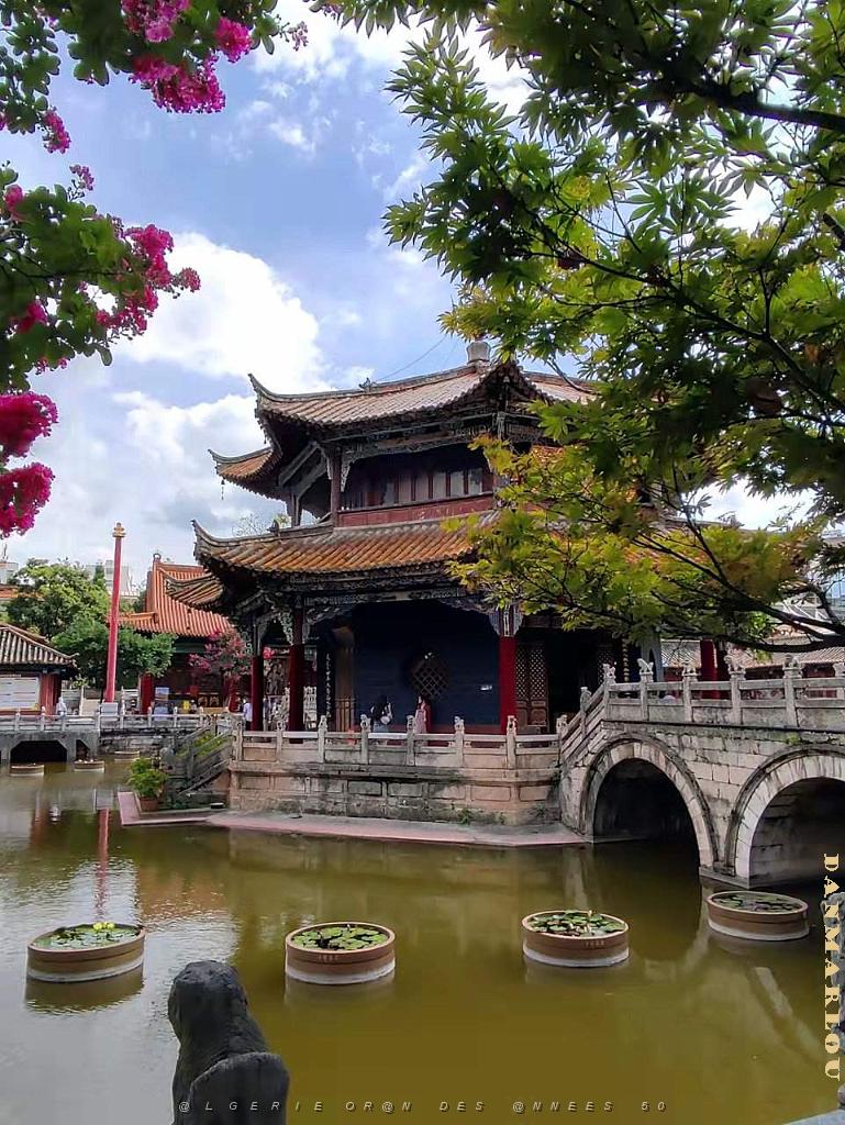 KUNMING - Temple YUANTONG - 32.jpg